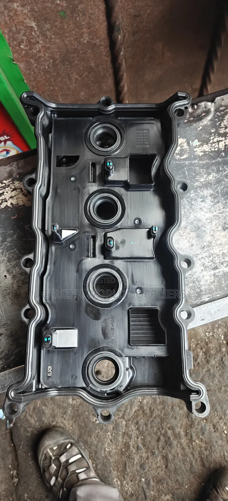 Nissan E-Xtrail QR25 Engine Top Cover