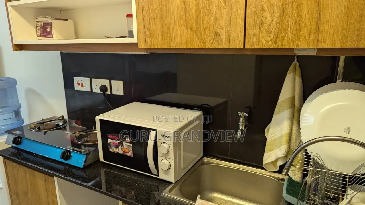 Roysambu Studio Airbnb Behind TRM
