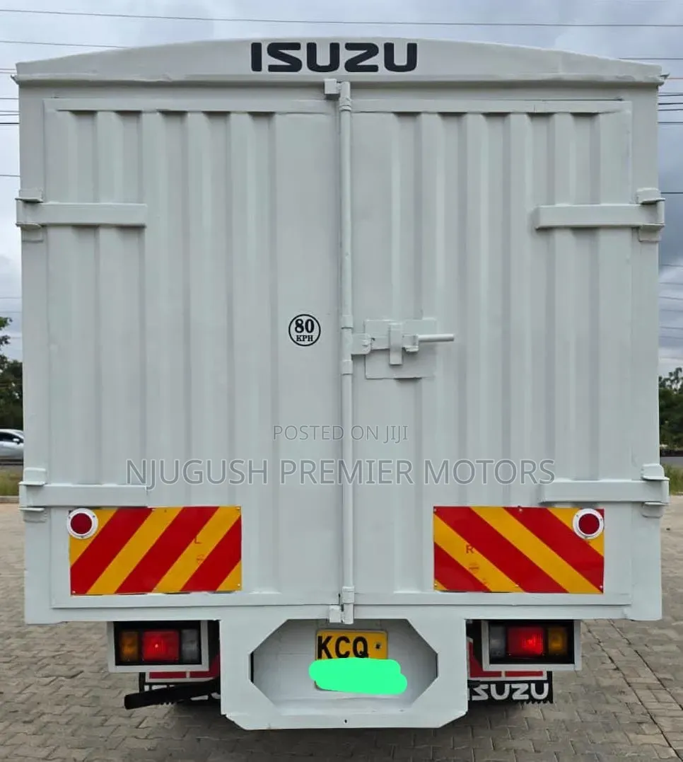 Isuzu NPR .