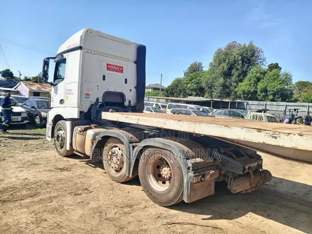 Mercedes Benz Actros 2545