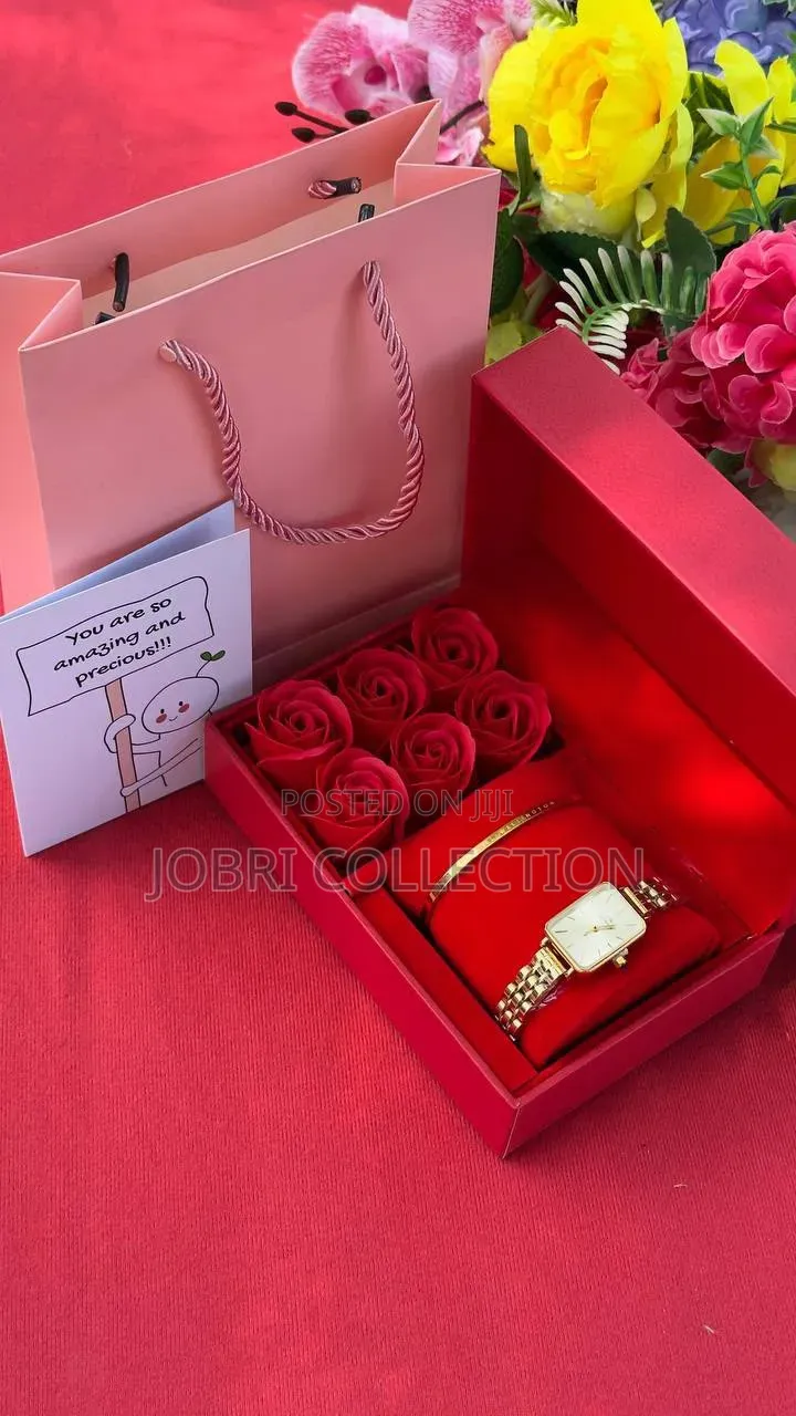 Watch X Bracelet X Roses Ladies Gift Package