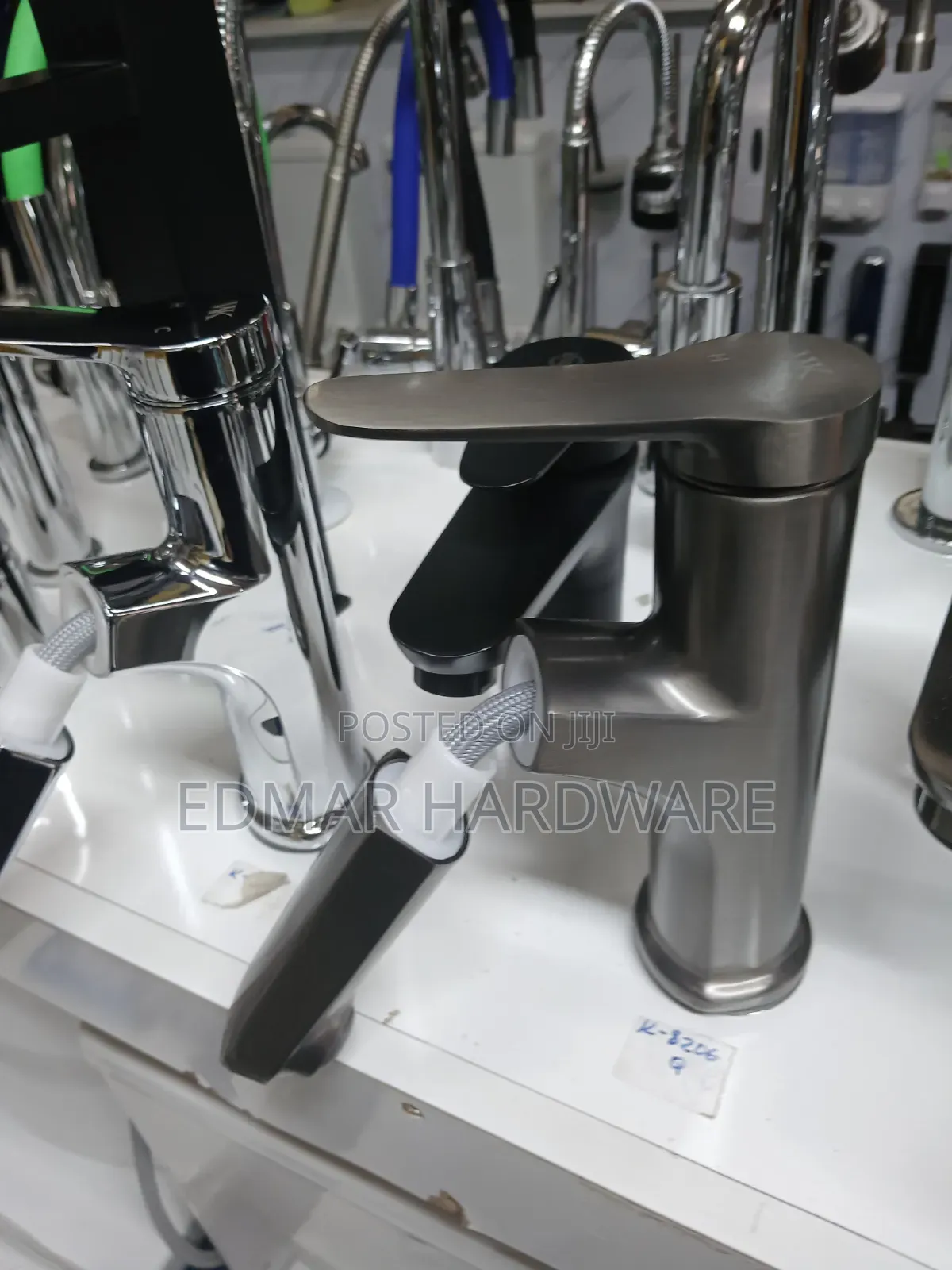 Pull Out Mixer Basin Tap