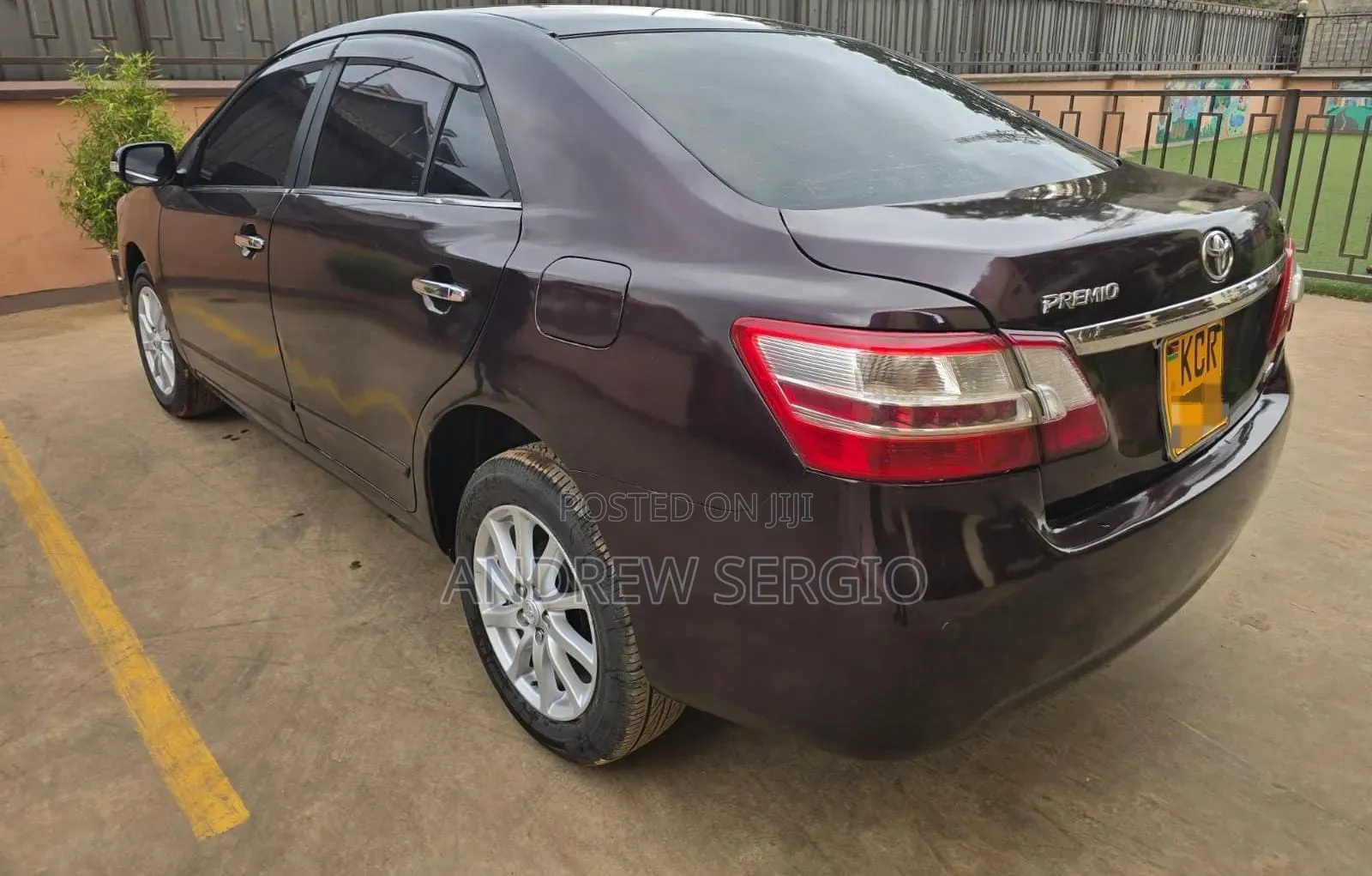 Toyota Premio 2012 Burgundy