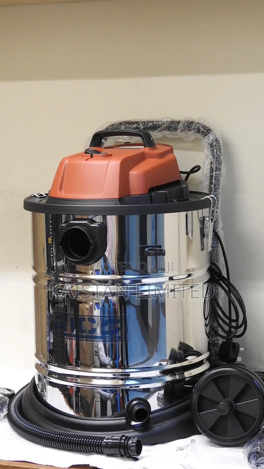 50L Wet and Dry Industrial Vacuum Cleaner (Complete Unit Hose Kit)