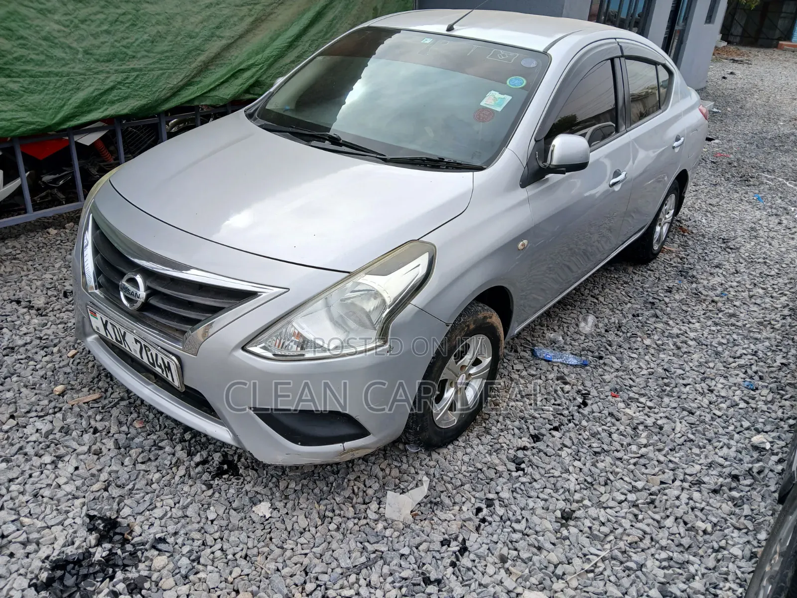 Nissan Latio 1.2 2015 Silver