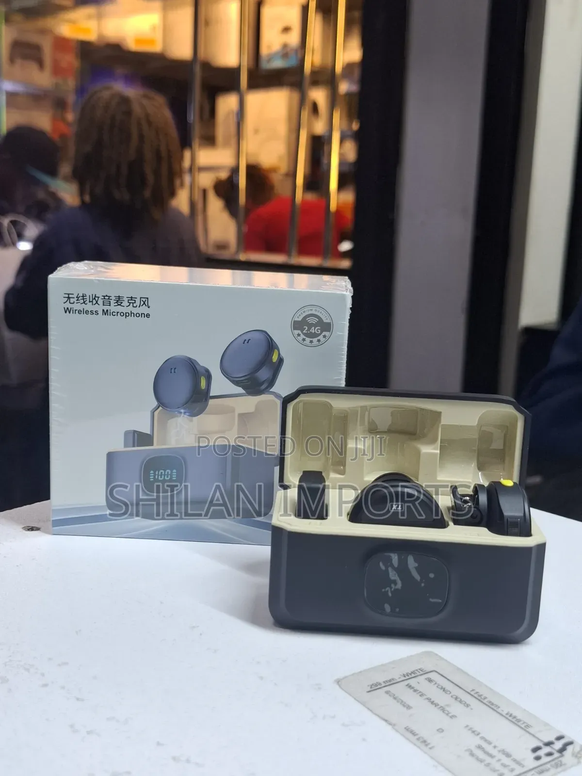 Button Wireless Mic