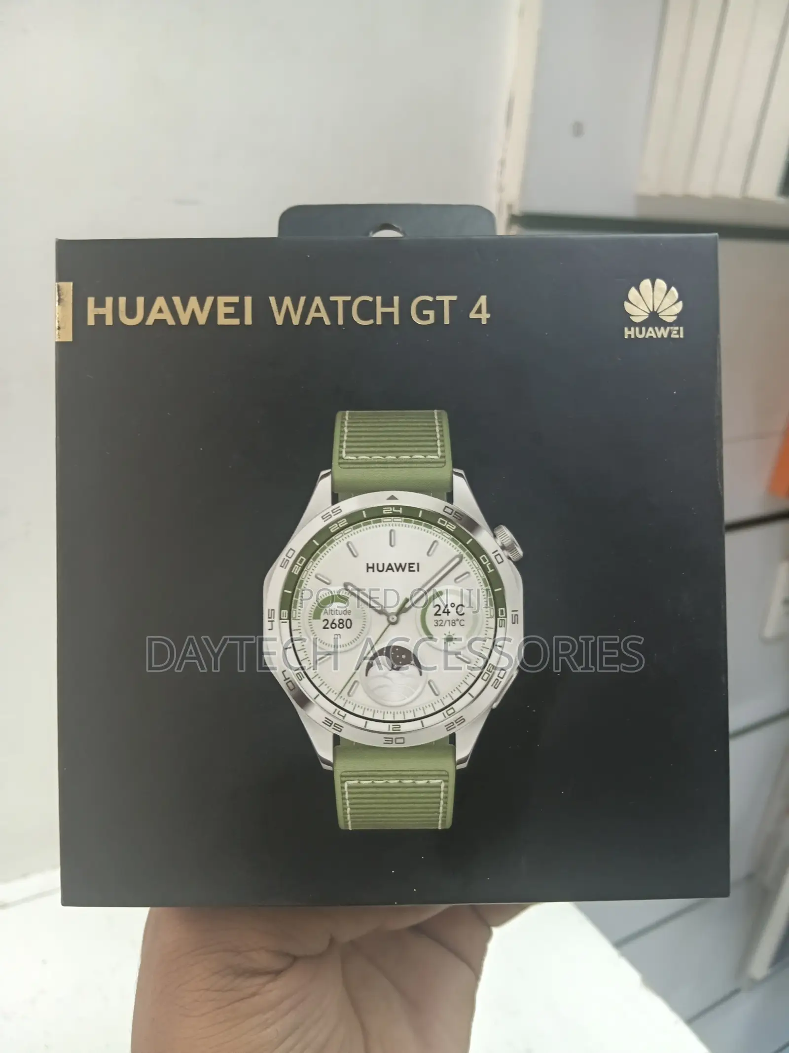 The Huawei Watch GT 4 46mm.