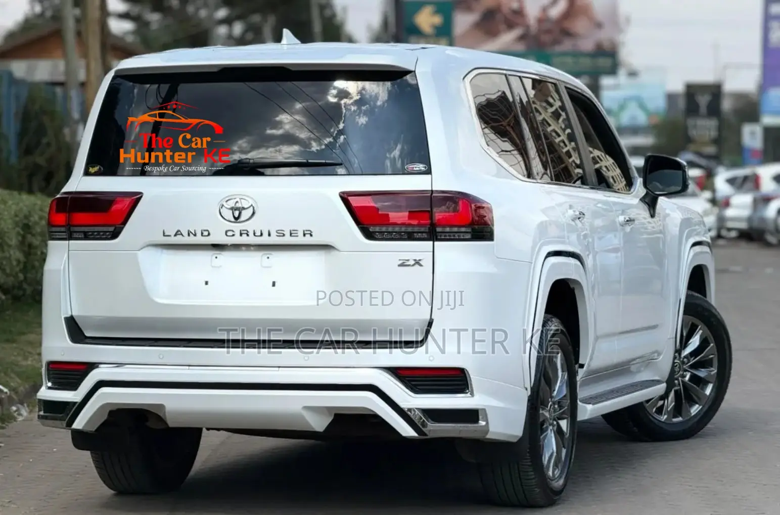 Toyota Land Cruiser LC300 2023 Pearl