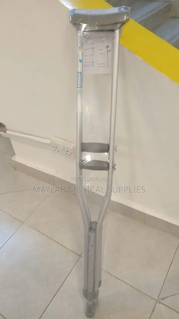 Under Arm Crutches – Adjustable Axillary Walking Crutches