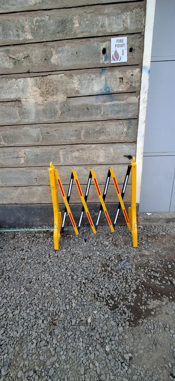 Folding Expandable Barrier – Easy Storage & Transport