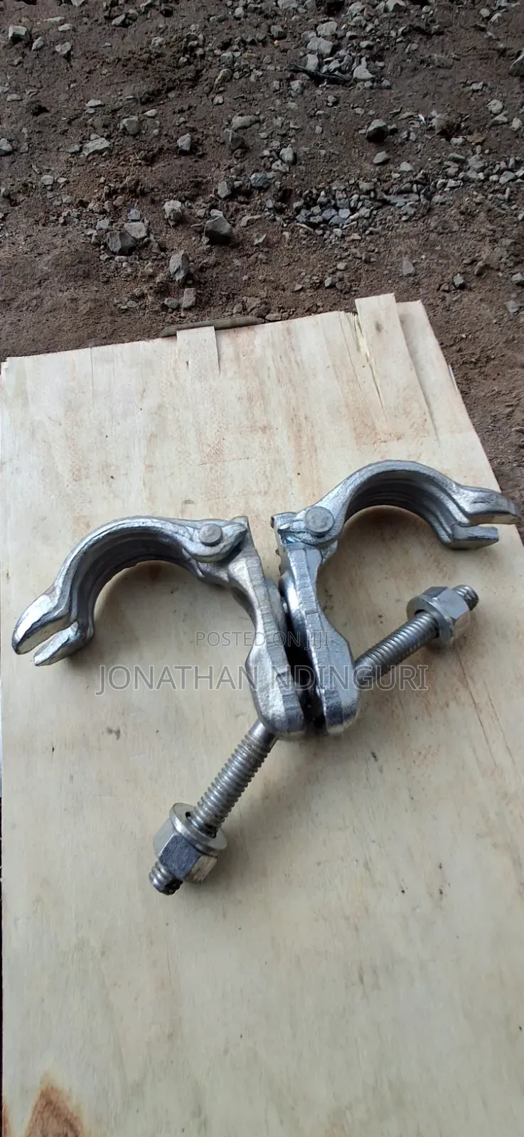360° Swivel Scaffolding Clamp – Heavy-Duty Pipe Connector