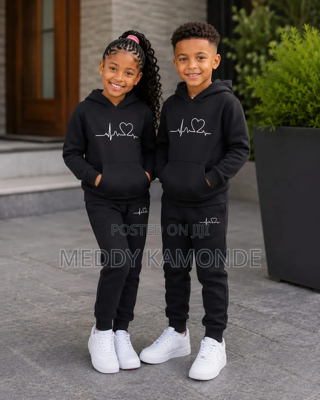 Unisex Kids Black Tracksuit