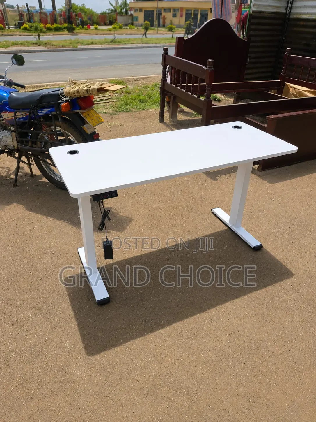 Electric Height Adjustable Office Desk 140cm | Sit Stand Desk Kenya
