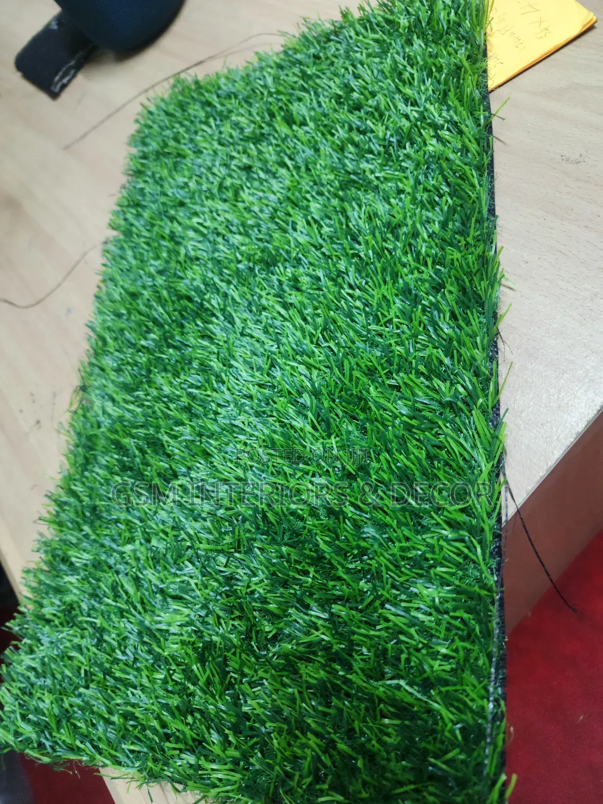 Artificial Green Grass Carpets With Waterproof Properties