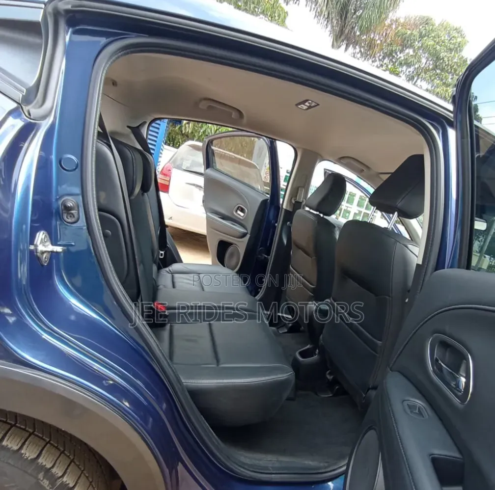 Honda Vezel 2018 Blue