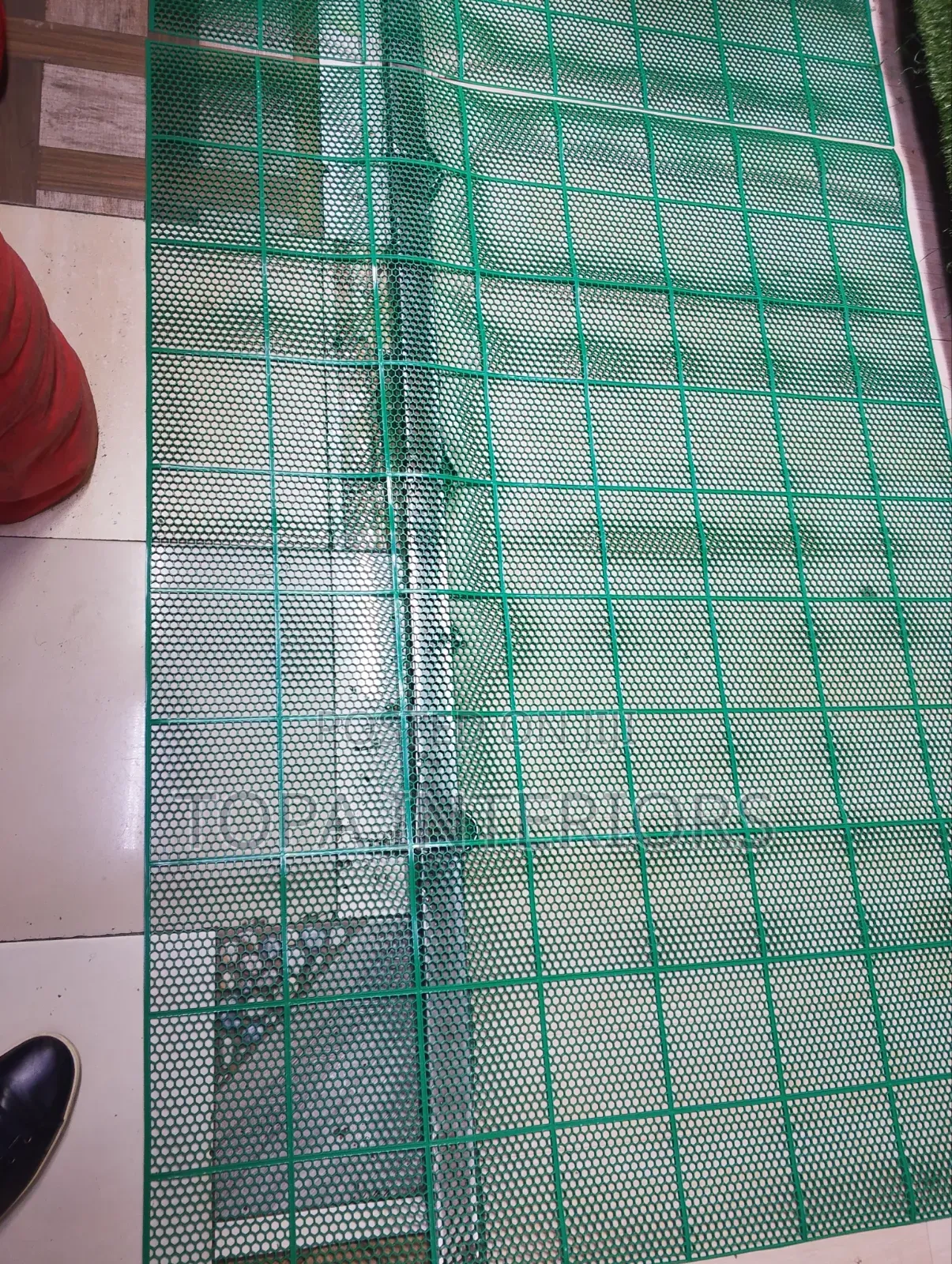Water Resistant Outdoor Rugs Perforated PVC Antislip Rubber Mats