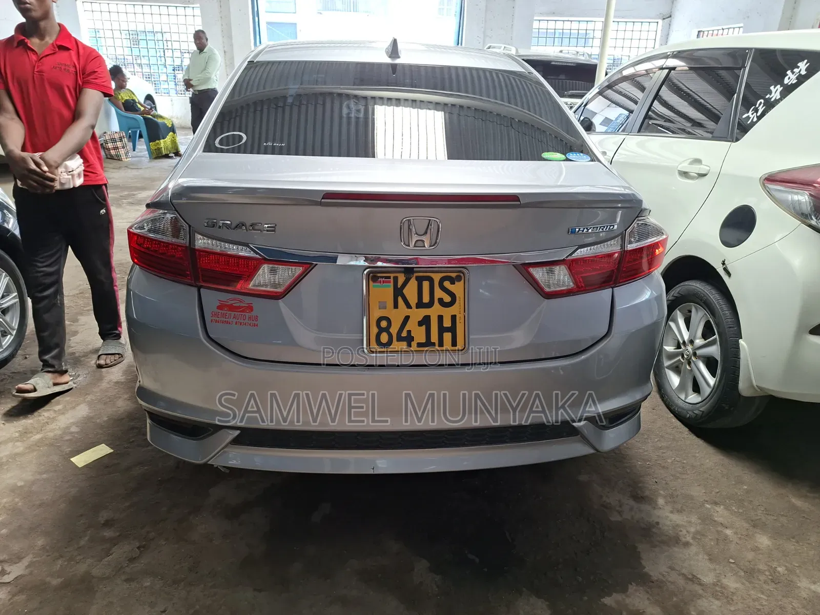 Honda Grace 2018 Silver