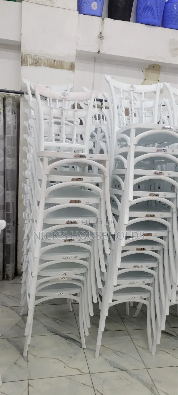Kenstar Hh Plastic Chairs, New in Stock