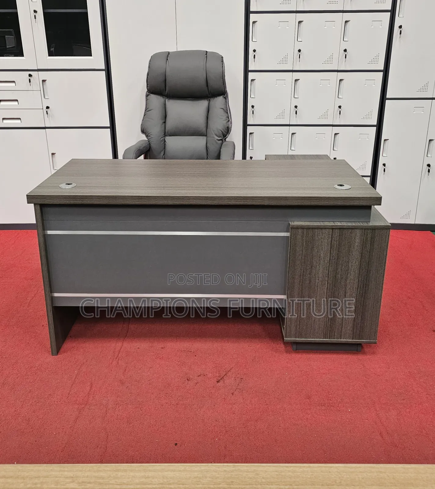 1.4M L-Shaped Desk and Leather Chair