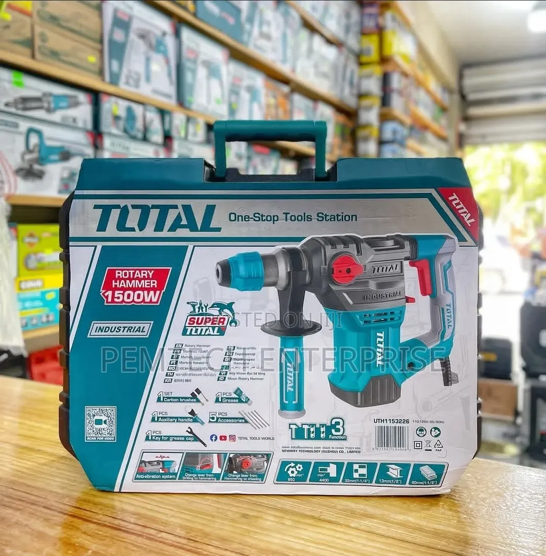 TOTAL Industrial 1500W Rotary Hammer (Model UTH)