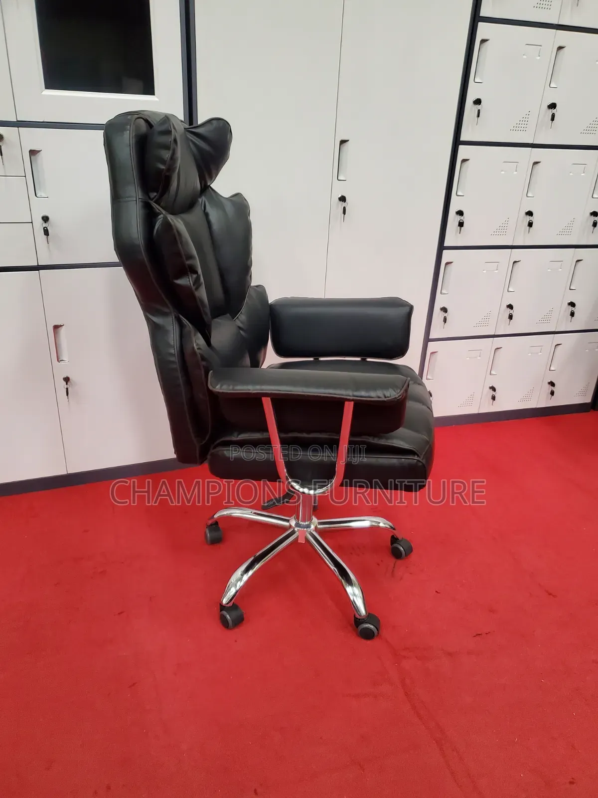 High Back Ergonomic Paddes Leather Chair