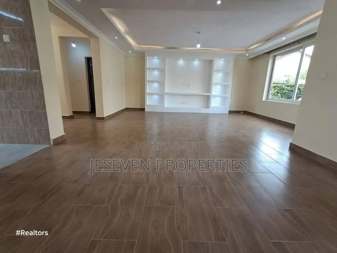 4bdrm Maisonette in Syokimau, Gateway Mall Area for rent