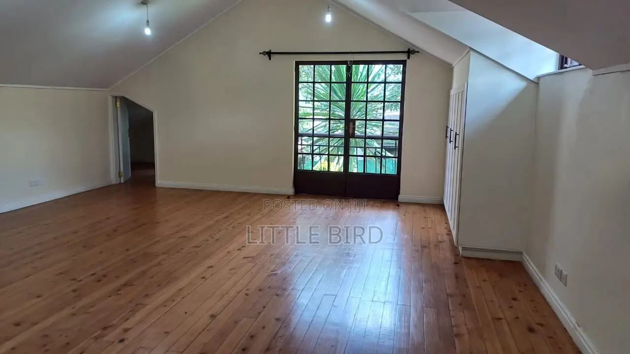 5bdrm House in Hardy for sale