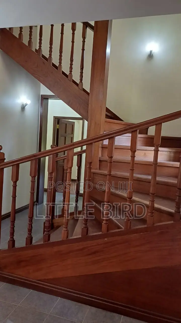 5bdrm House in Hardy for sale