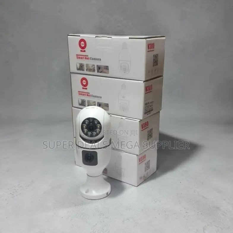 Factory Prices Two Way Audio PTZ Rotating Dual Lens Wifi Bulb Cameras