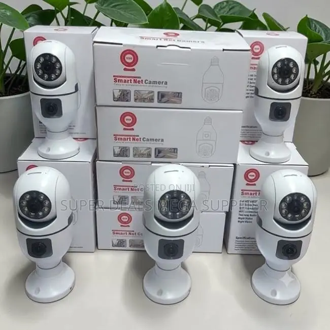 Discount Prices Mobile Control PTZ Rotating Dual Lens Wifi Bulb Camera