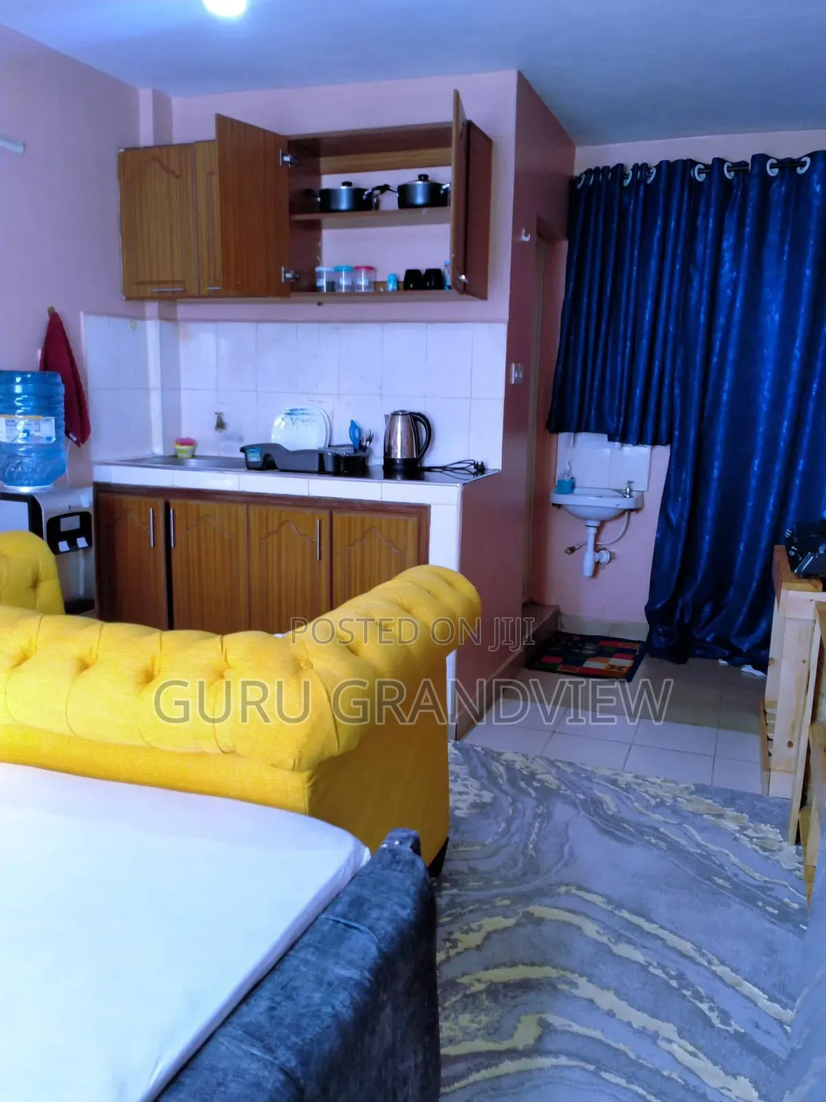 Studio Airbnb Opposite Garden City at Astrol Petrol Station