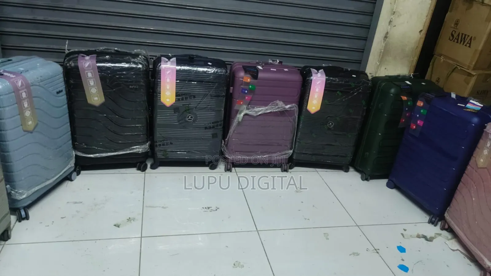 Rubber( Pp) Suitcase* *With Double* *Zip (Anti Theft Zipper)size 27