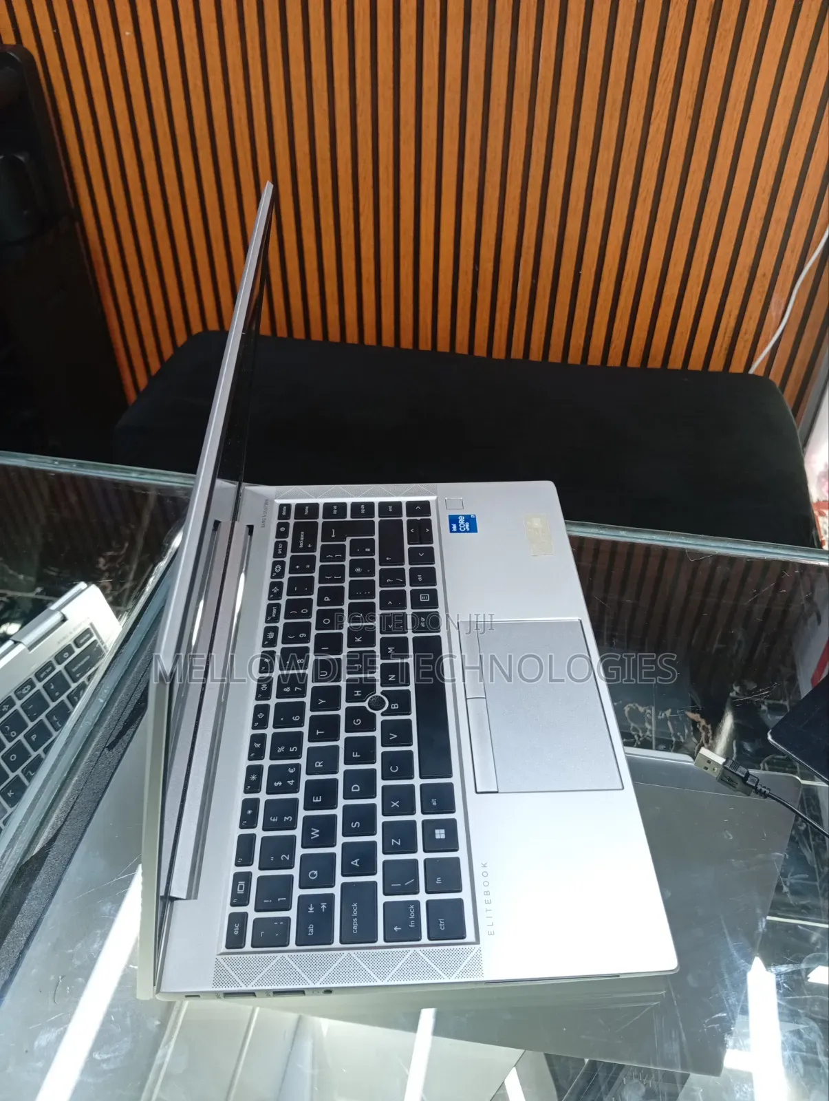 Laptop HP EliteBook 840 G8 16GB Intel Core i7 SSD 256GB