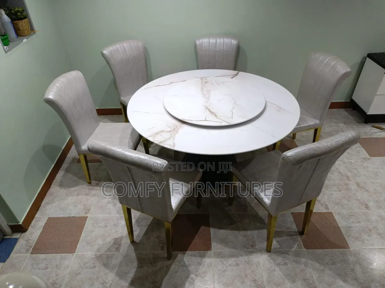 Lazzy Susan Dinning Table