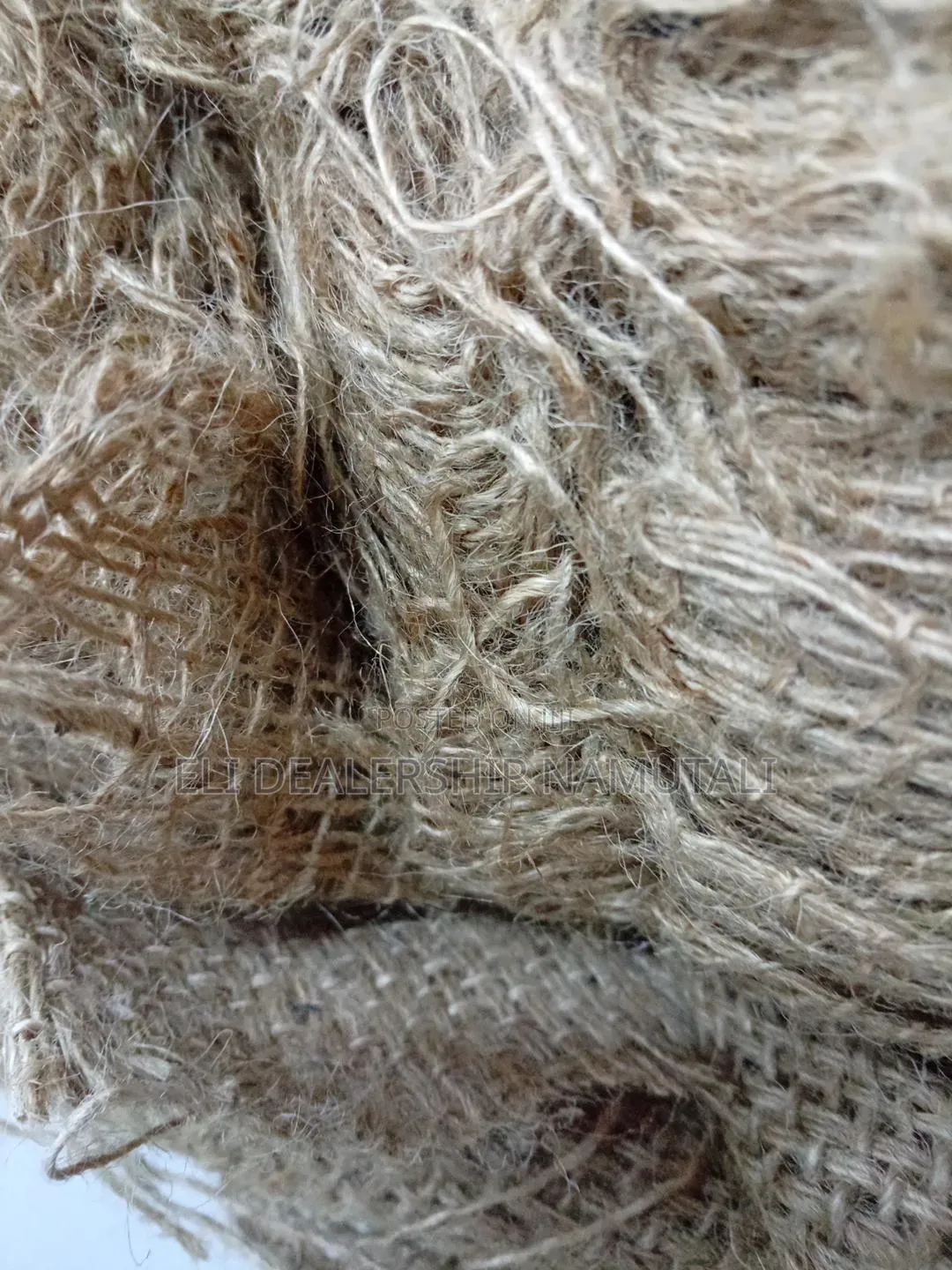 Premium Hessian Cloth Roll – Heavy Duty Natural Jute Fabric