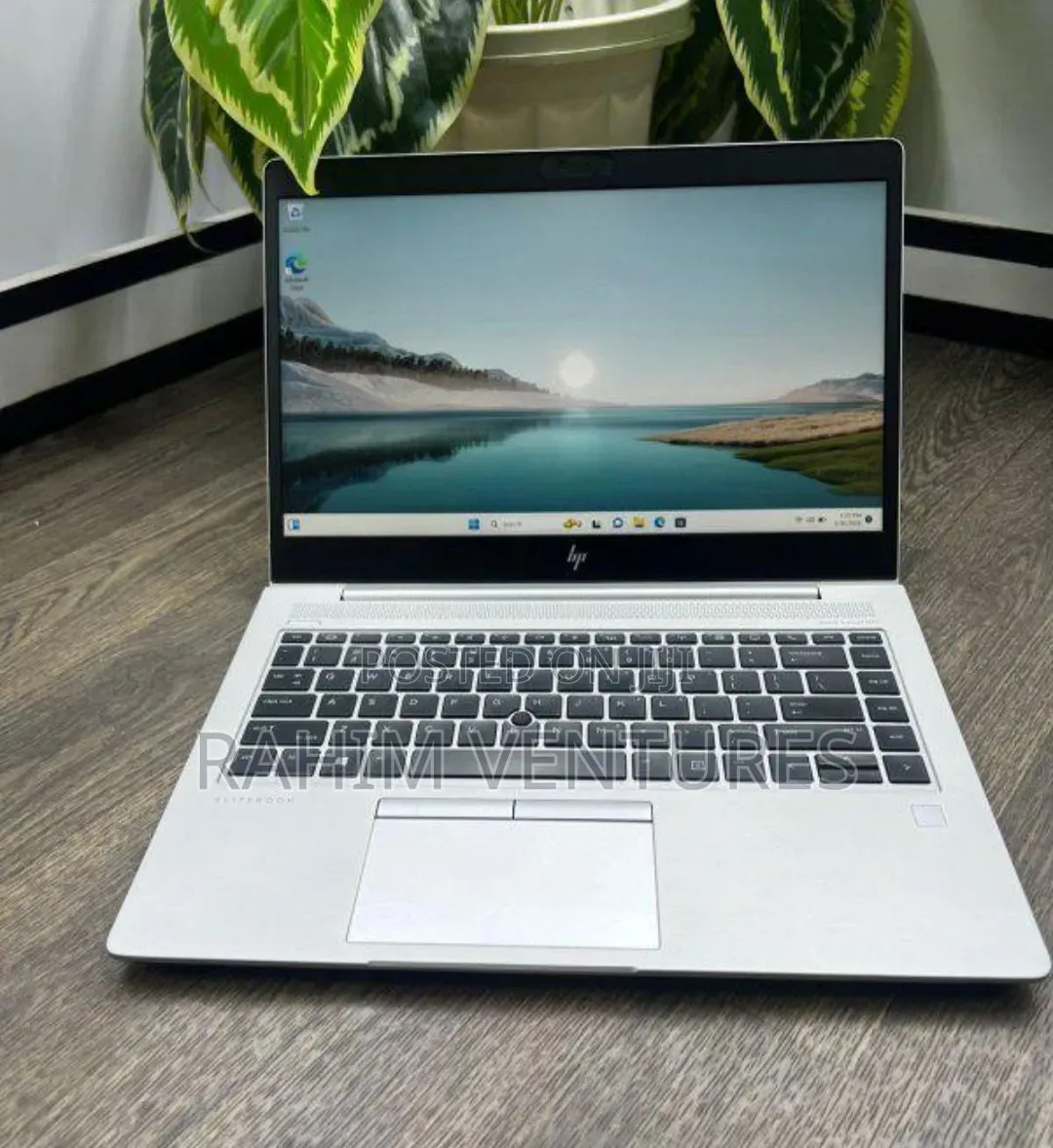 Laptop HP EliteBook 745 8GB AMD Ryzen 7 SSD 256GB