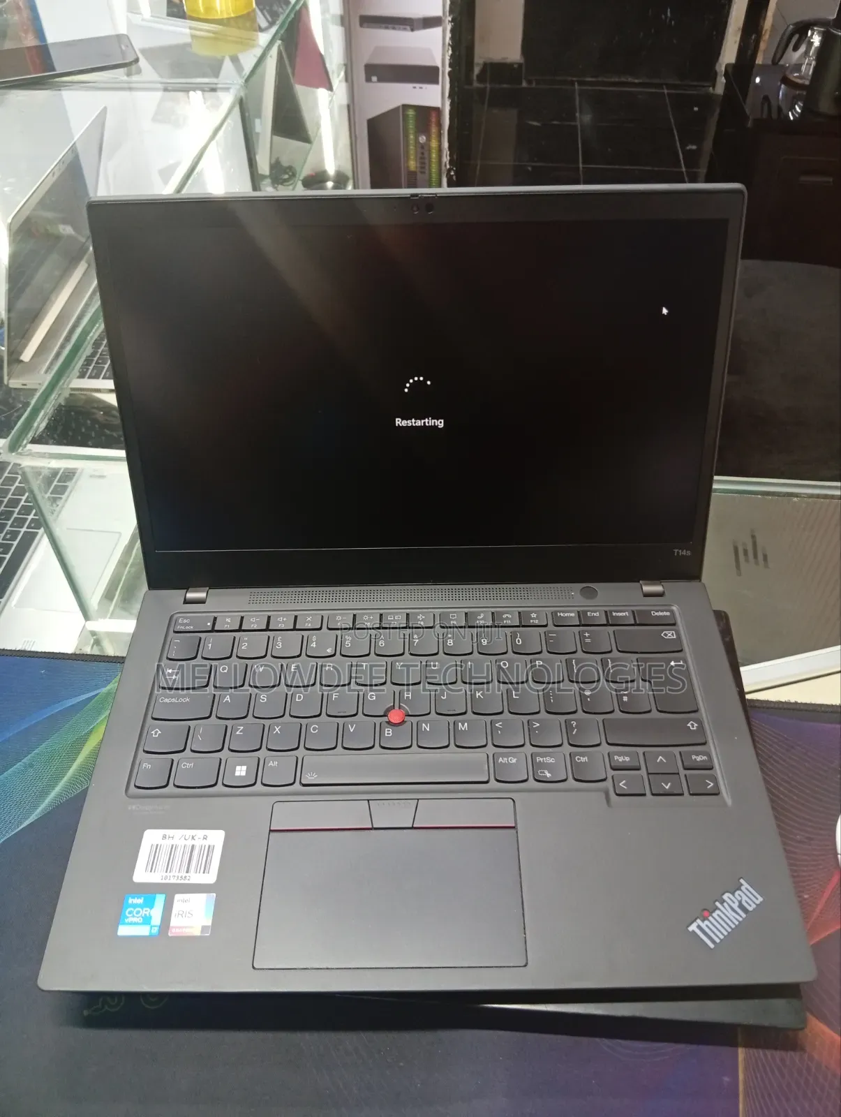 New Laptop Lenovo ThinkPad T14s Gen 2 32GB Intel Core i7 SSD 512GB