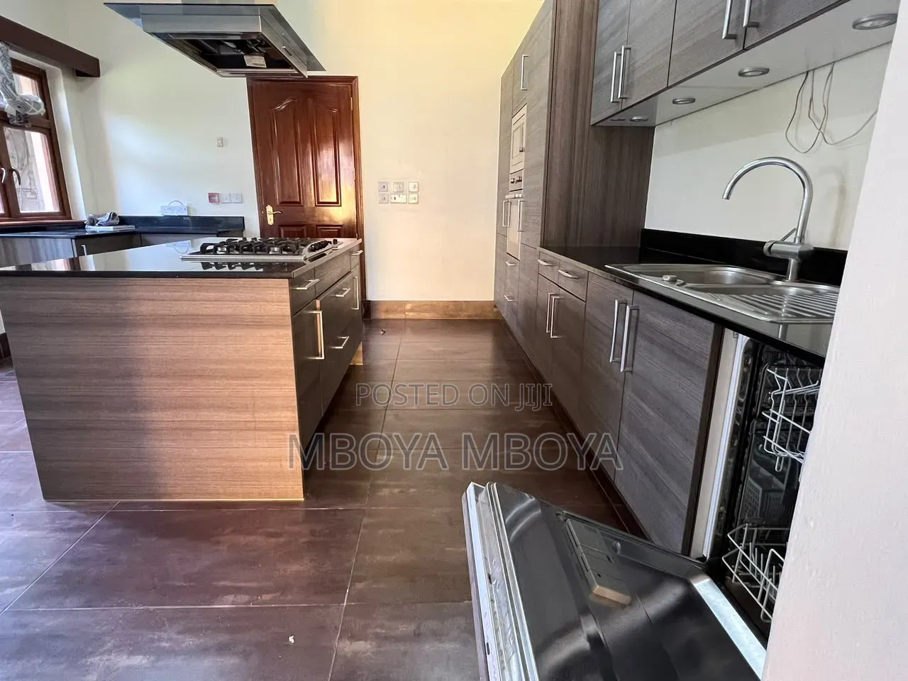 3bdrm House in Kitisuru for rent