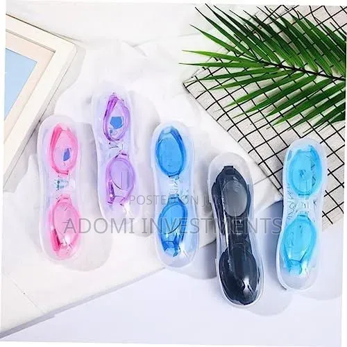 ' Adjustable Swimming Goggles