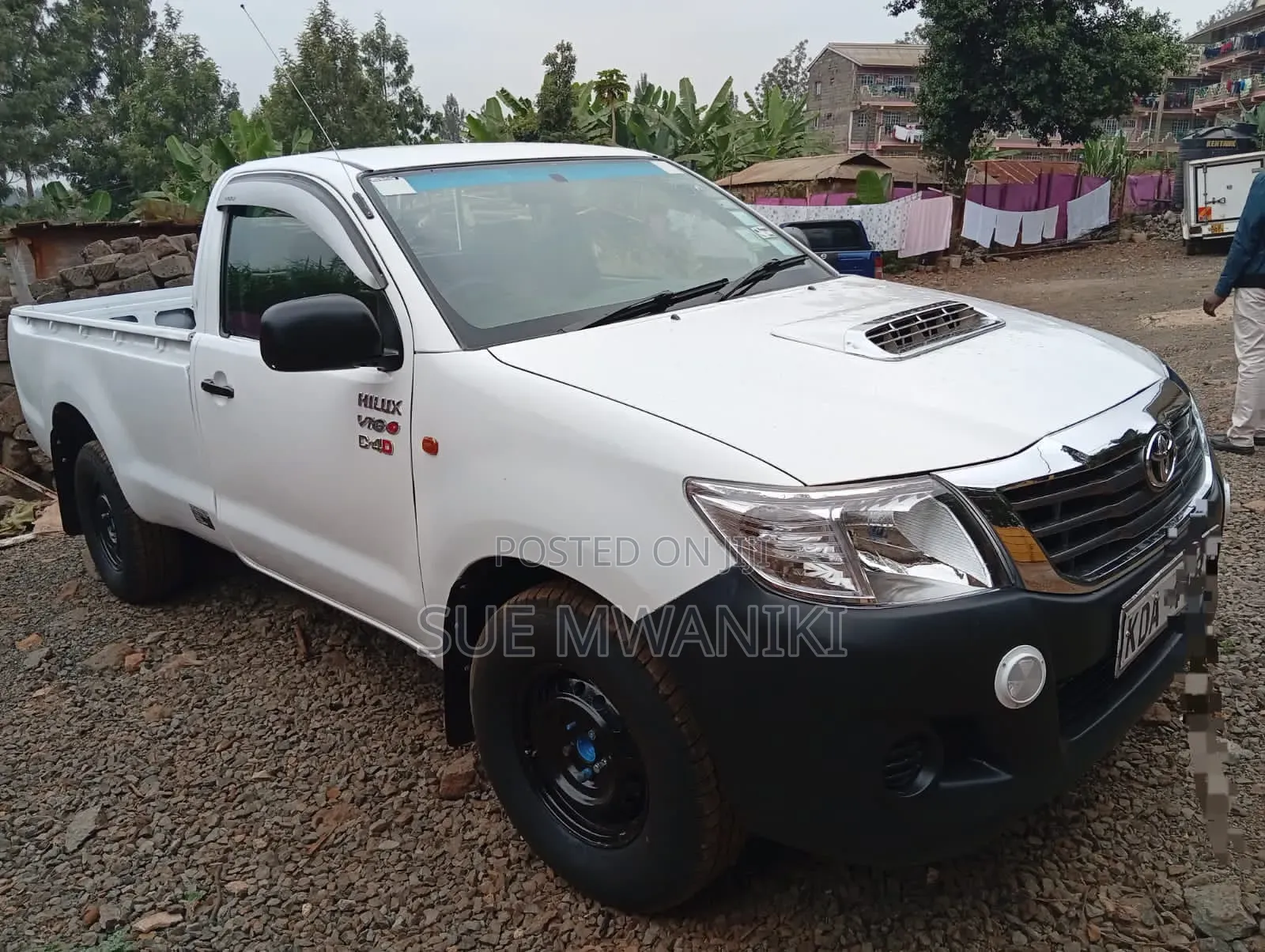 Toyota Hilux 2013 White