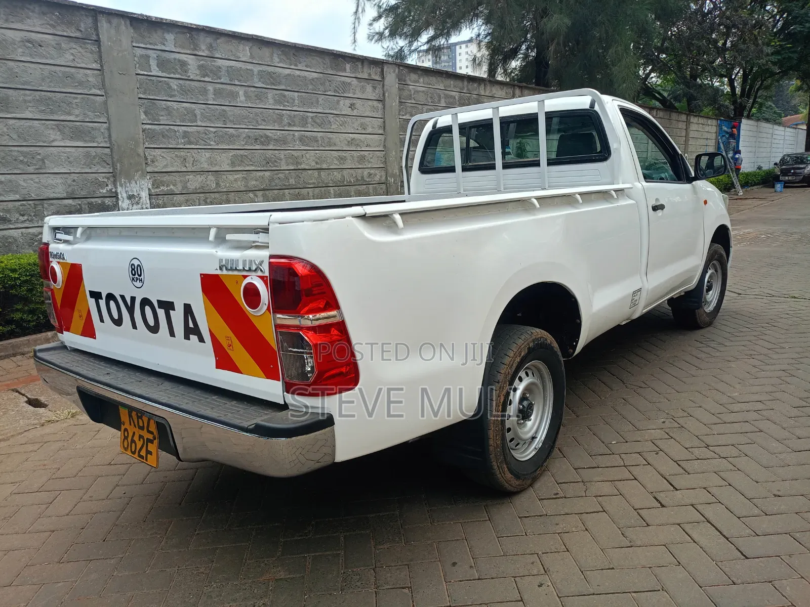 Toyota Hilux 2013 White