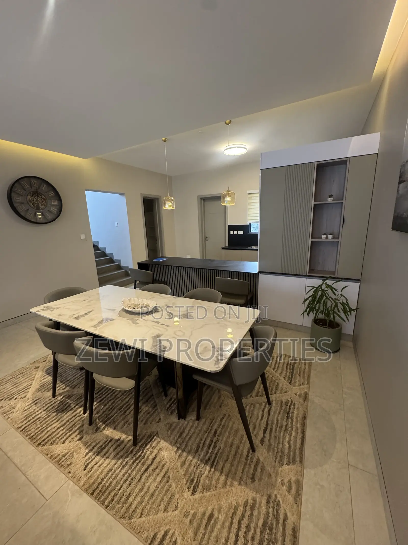 4bdrm Maisonette in Phenom Estate for sale