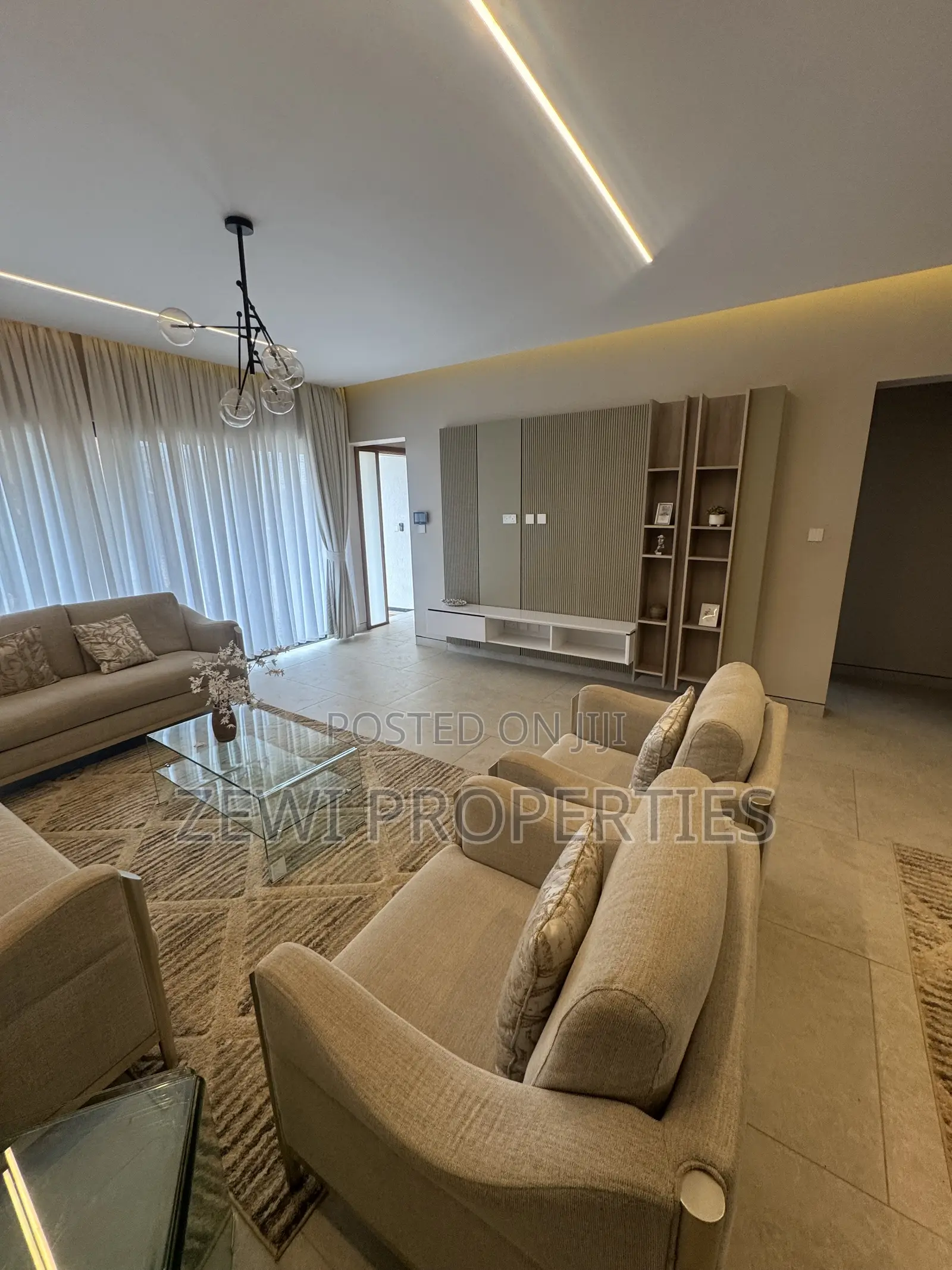 4bdrm Maisonette in Phenom Estate for sale
