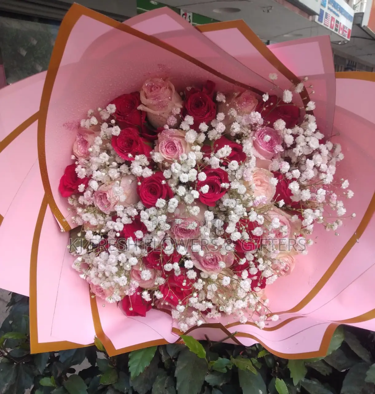 Get Well Soon Mini Bouquet- Same Day Roses Bouquet and Gifts Delivery