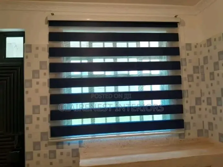 The Perfect Balance of Privacy and Light Horizontal Office Blinds