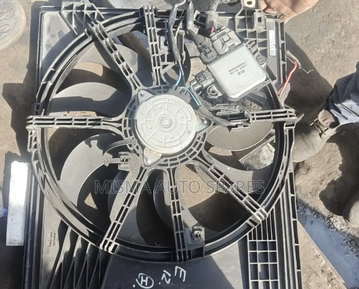 Radiator Fan Complete Nissan Note E12 Epower