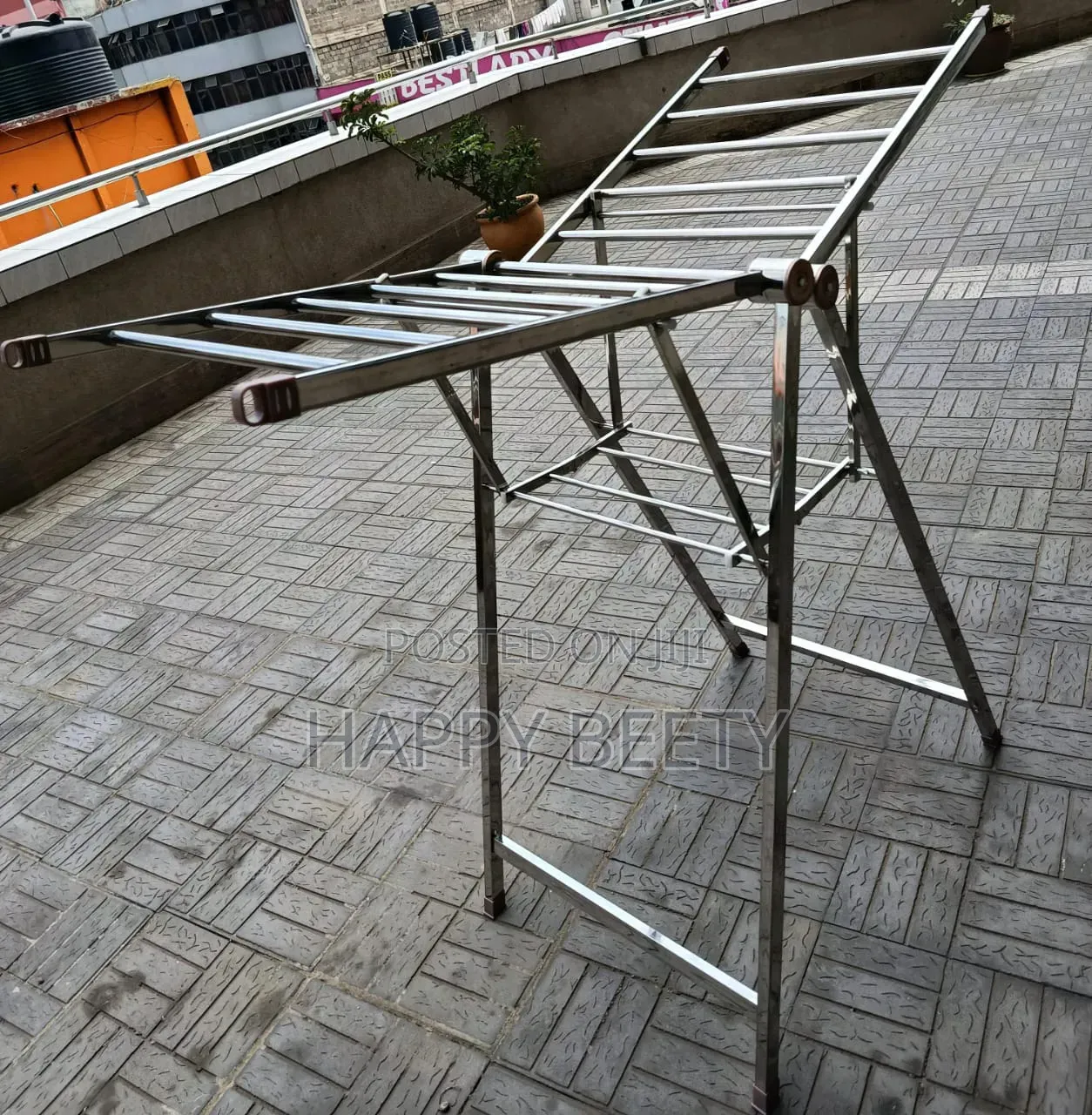 *Quality Indoor and Outdoor Metallic Drying Rack