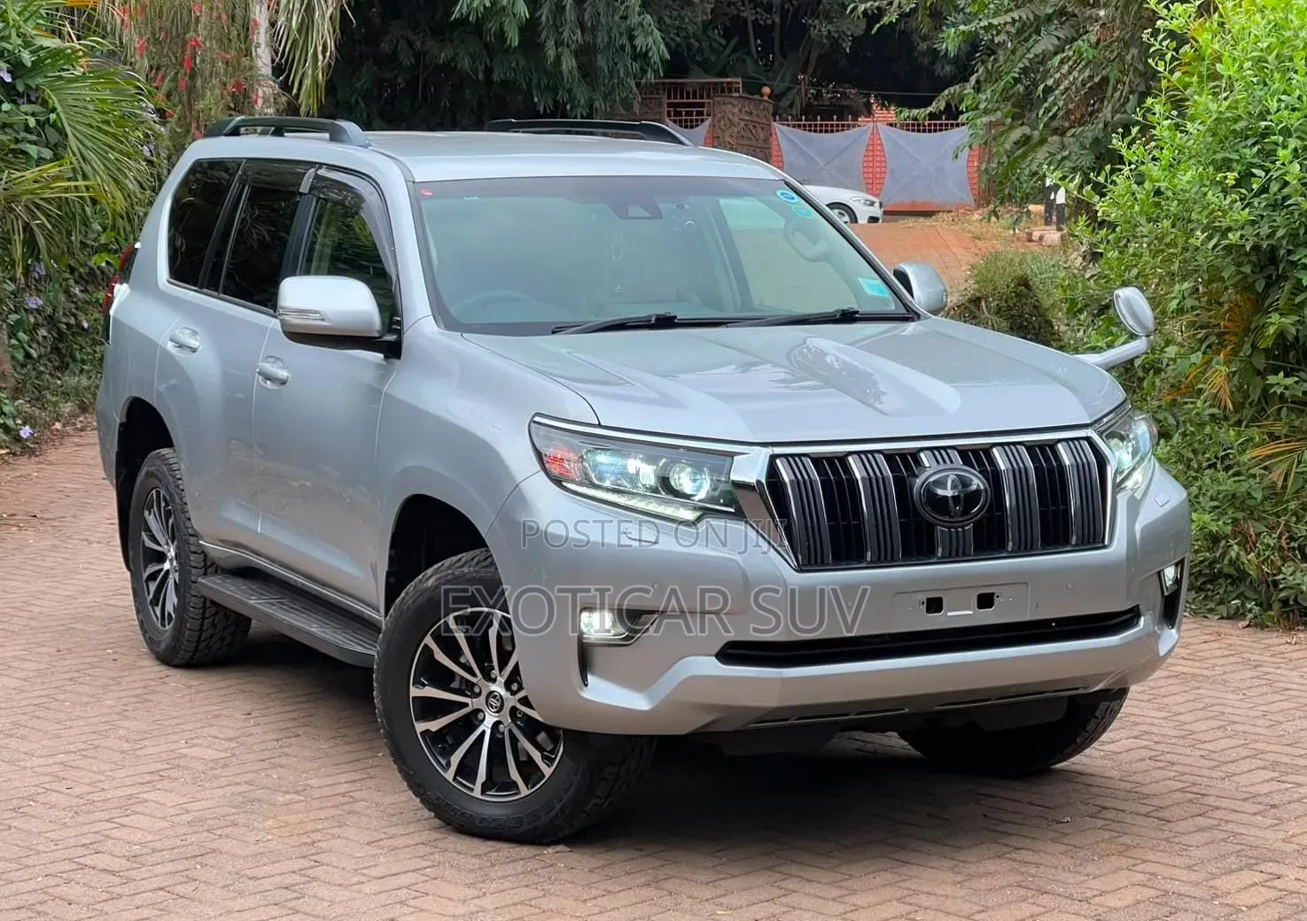 Toyota Land Cruiser Prado 2019 Silver