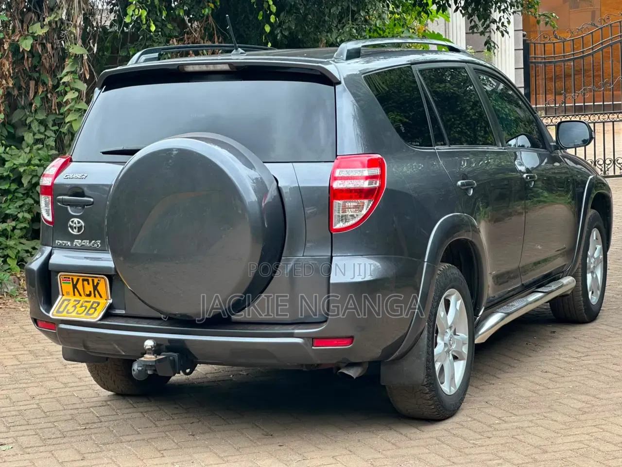 Toyota RAV4 2010 Blue