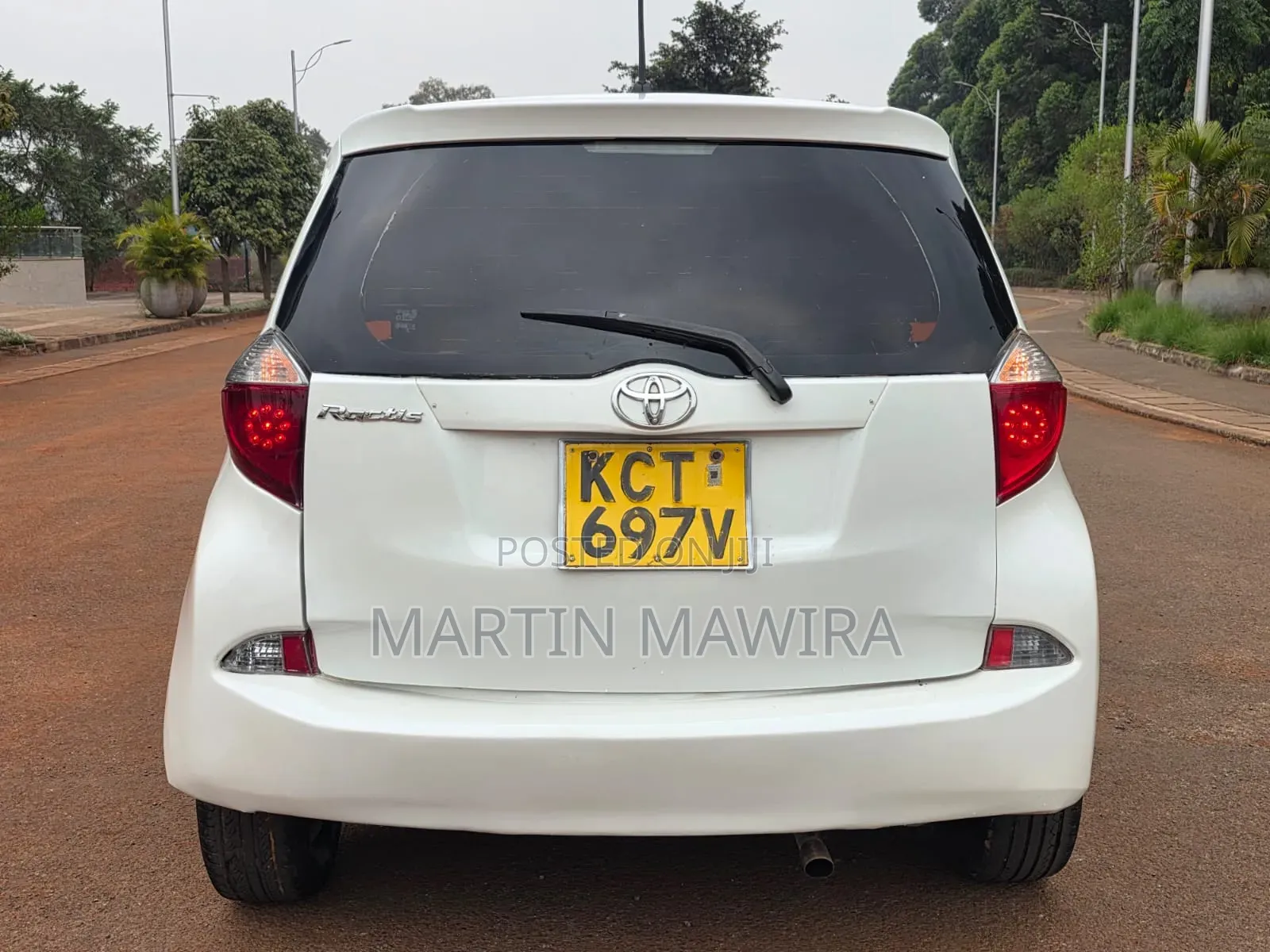 Toyota Ractis 2012 White